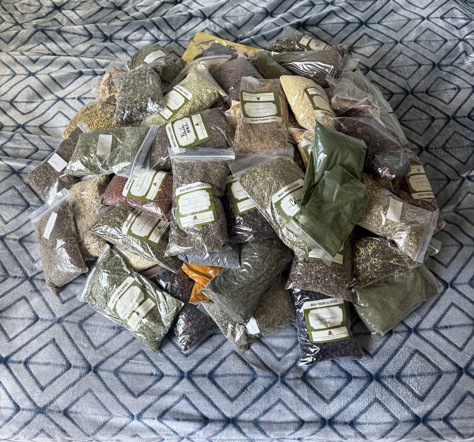 Royal Roots apothecary 12